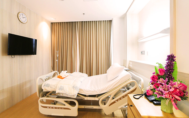 Phuket International Hospital