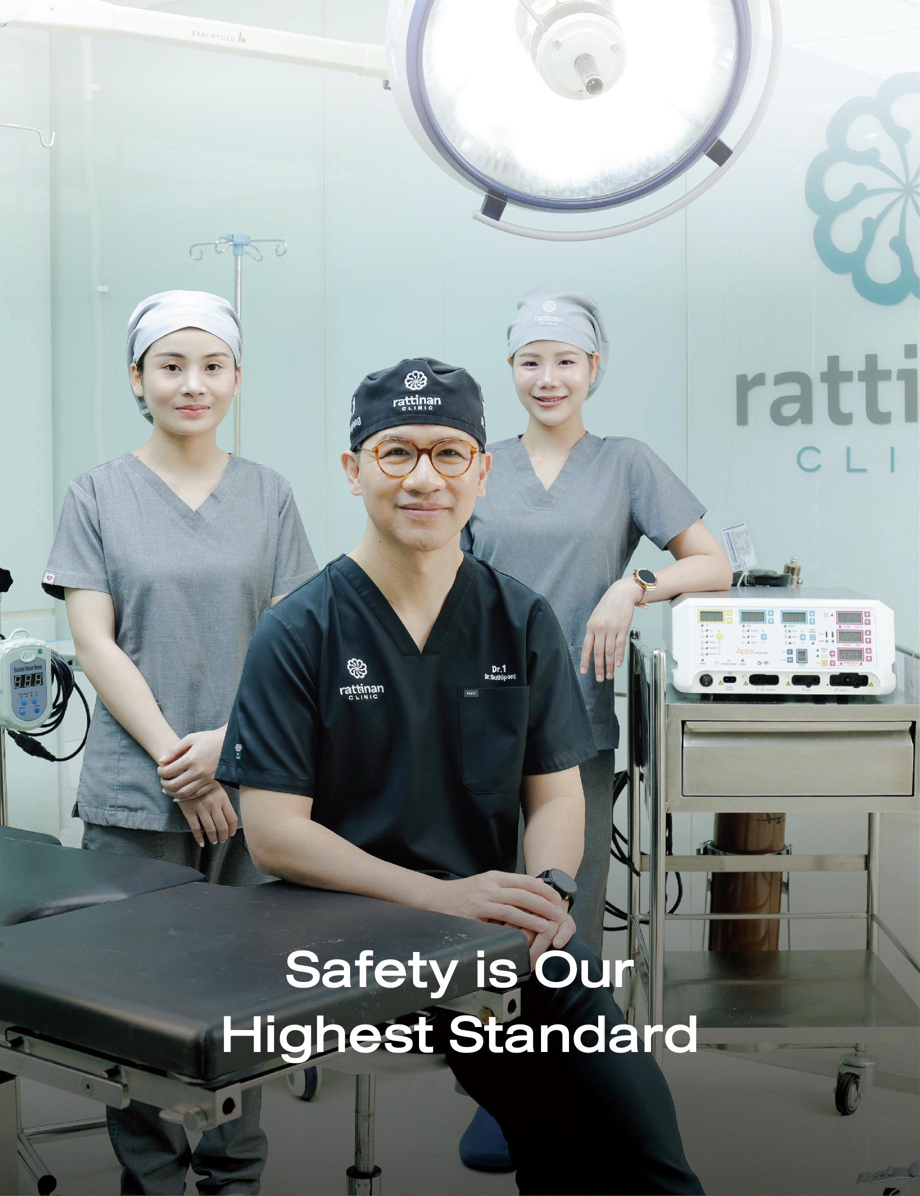 Body contouring consultation at Rattinan Clinic