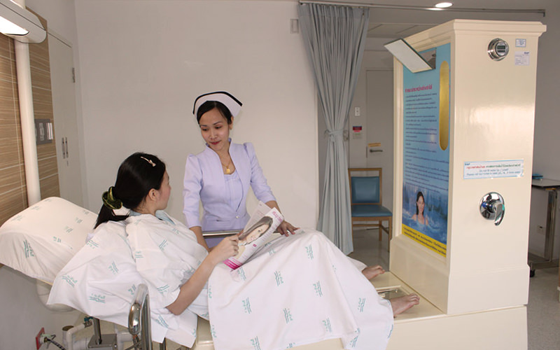 Yanhee International Hospital