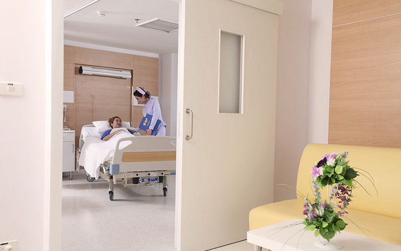 Yanhee International Hospital